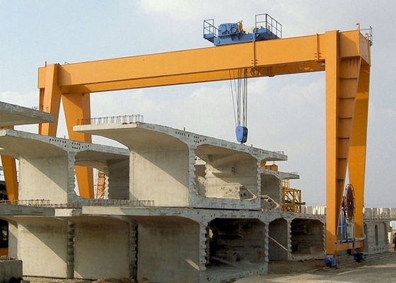 Έκταση 6M50M 20T στο γερανό γεφυρών ζευκτόντων 900T που χρησιμοποιείται στην κατασκευή